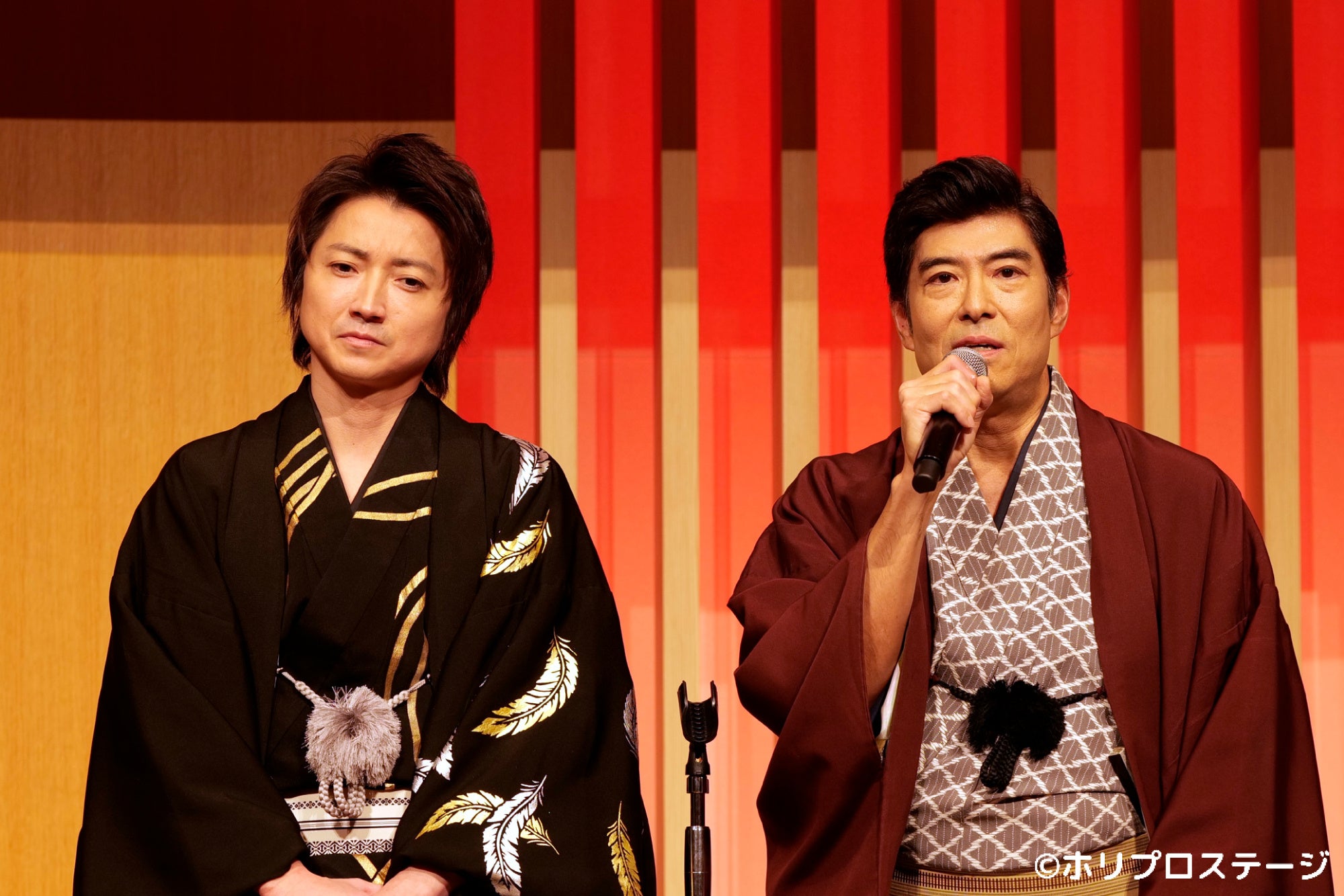 左：藤原竜也　右：髙嶋政宏