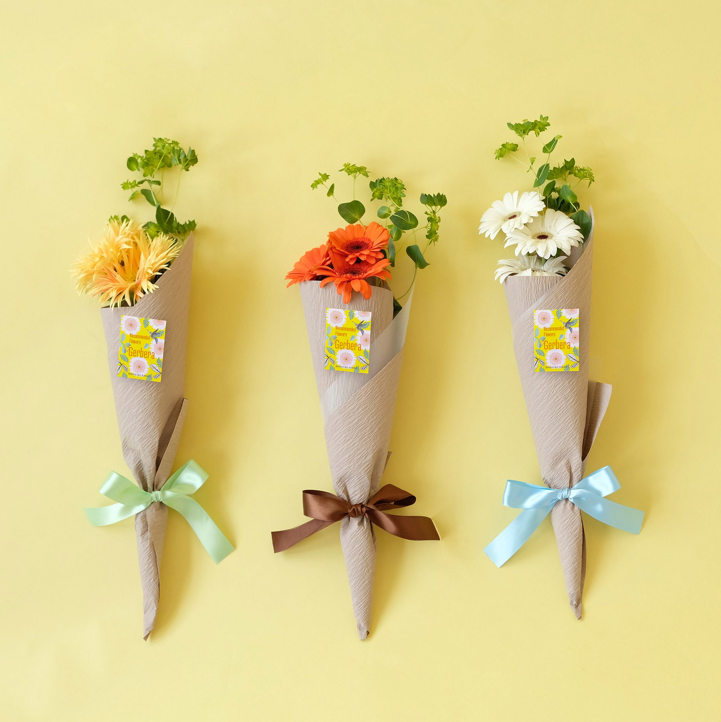 立体花モチーフ　お花　ガーベラ　小花　フラワー　いろいろ　専用ページ ペーパーフラワー・ガーベラの花~折り方解説付き - YouTube