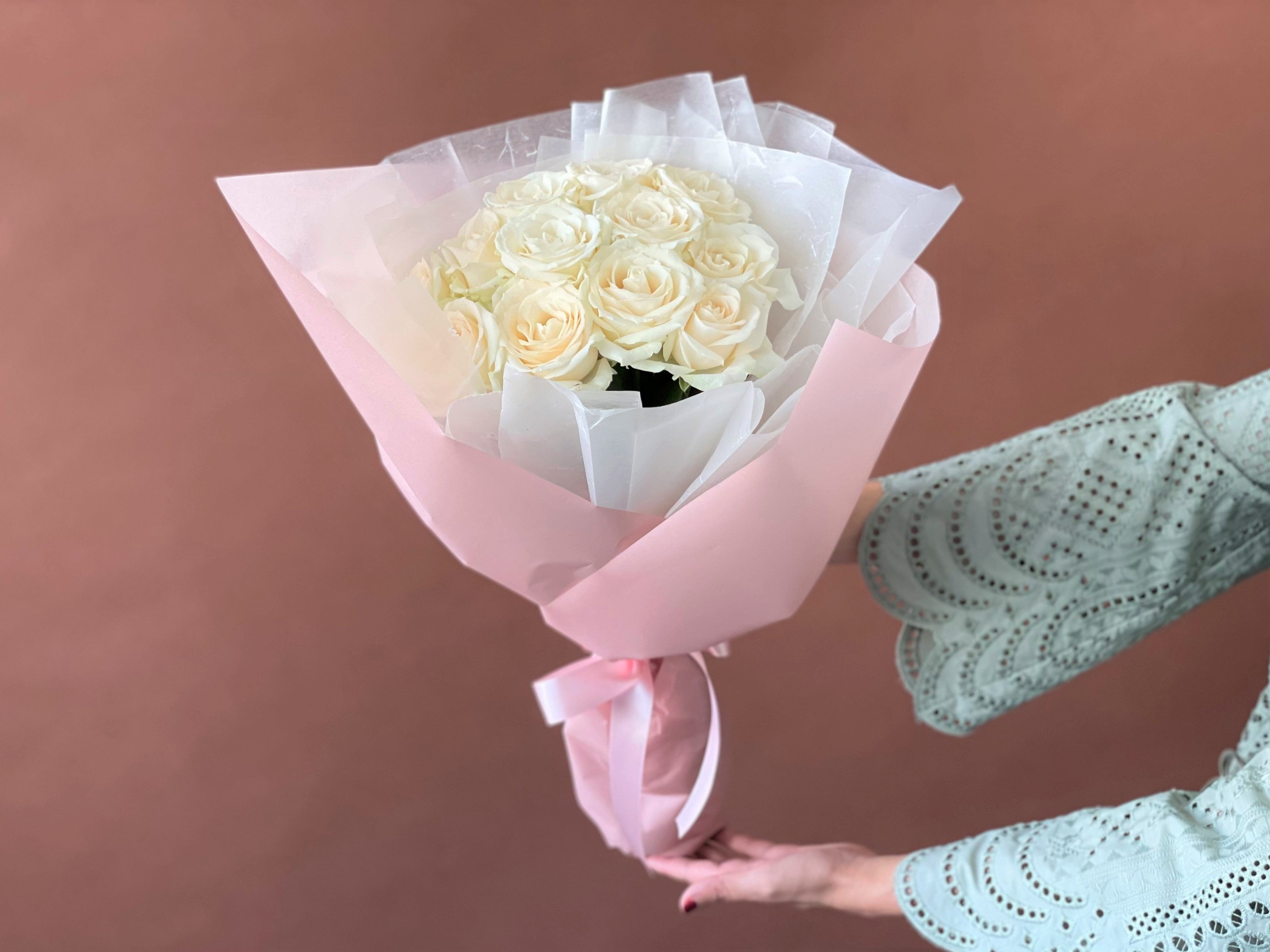 12本のバラに素敵な意味を込めた ダズンローズもおすすめです