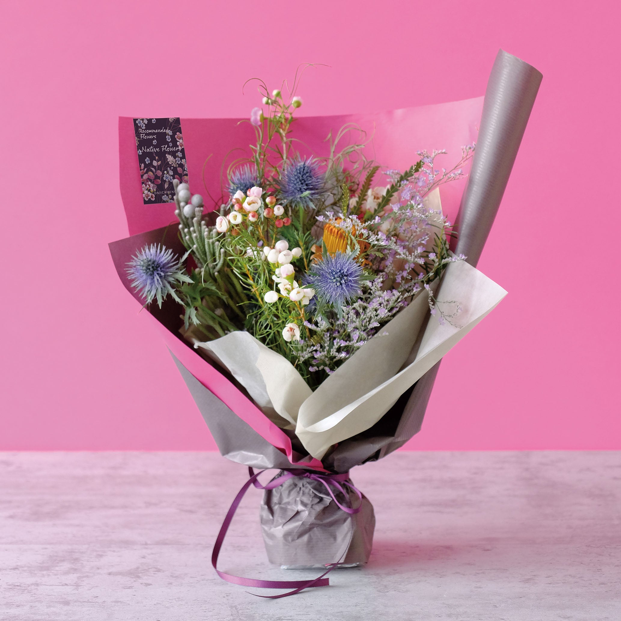 ユニークな形と渋い色合いが秋にぴったり！残暑にも強い