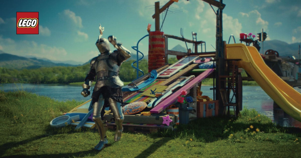 TVCMで無事に川を渡れた「騎士」