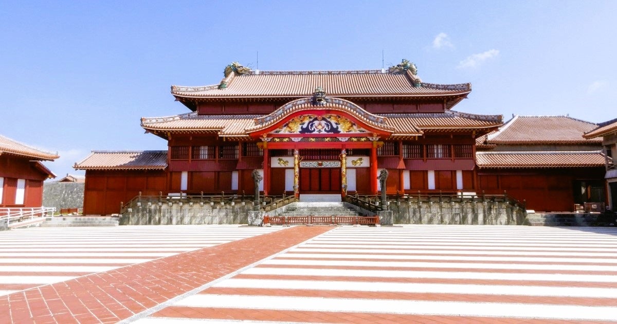 映像のモチーフとなった首里城の中庭広場「御庭（うなー）」