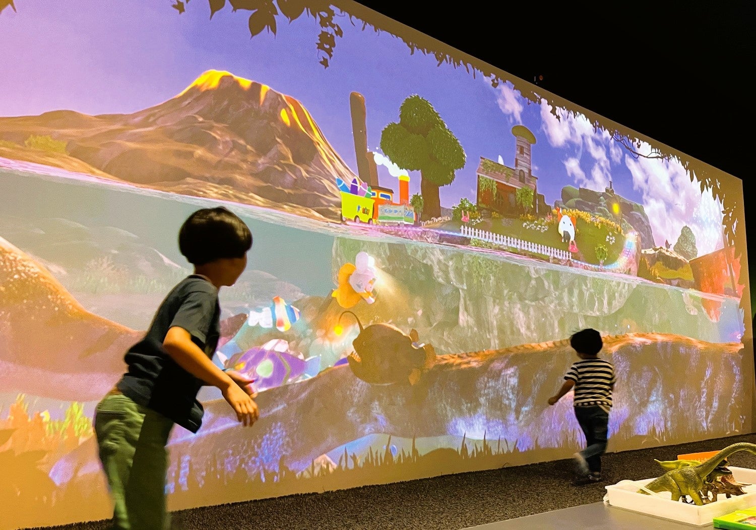 不思議なお絵かきワールドで“海の王者”に遭遇！