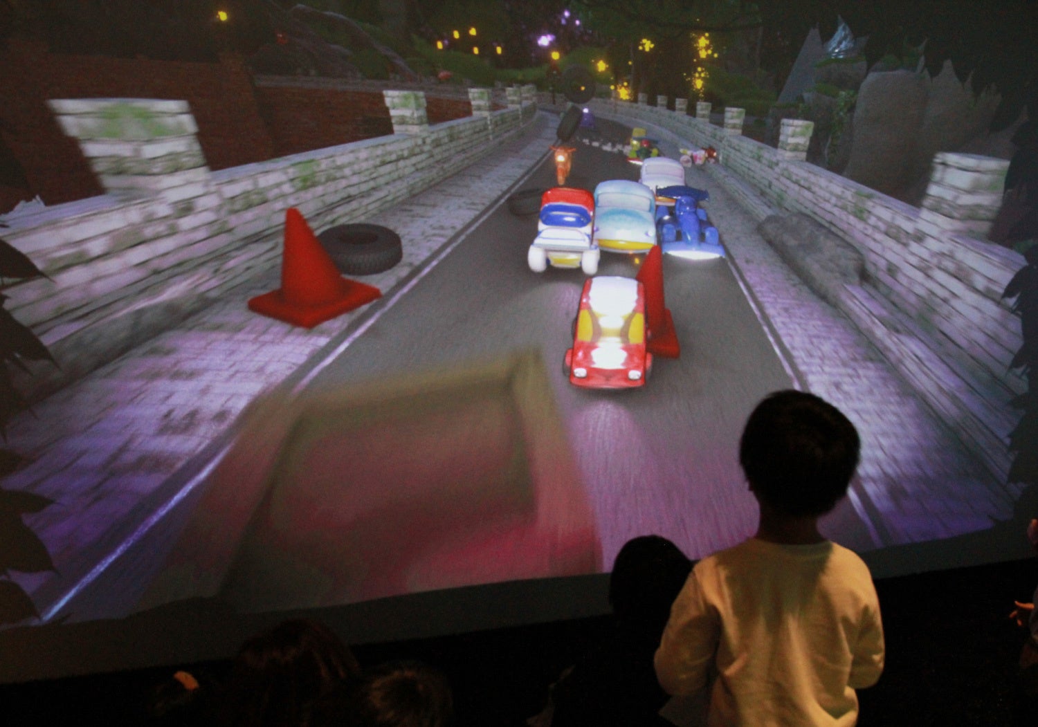 自分でデザインしたクルマでカーレース!お絵かき3Dレーシング「SKETCH RACING」