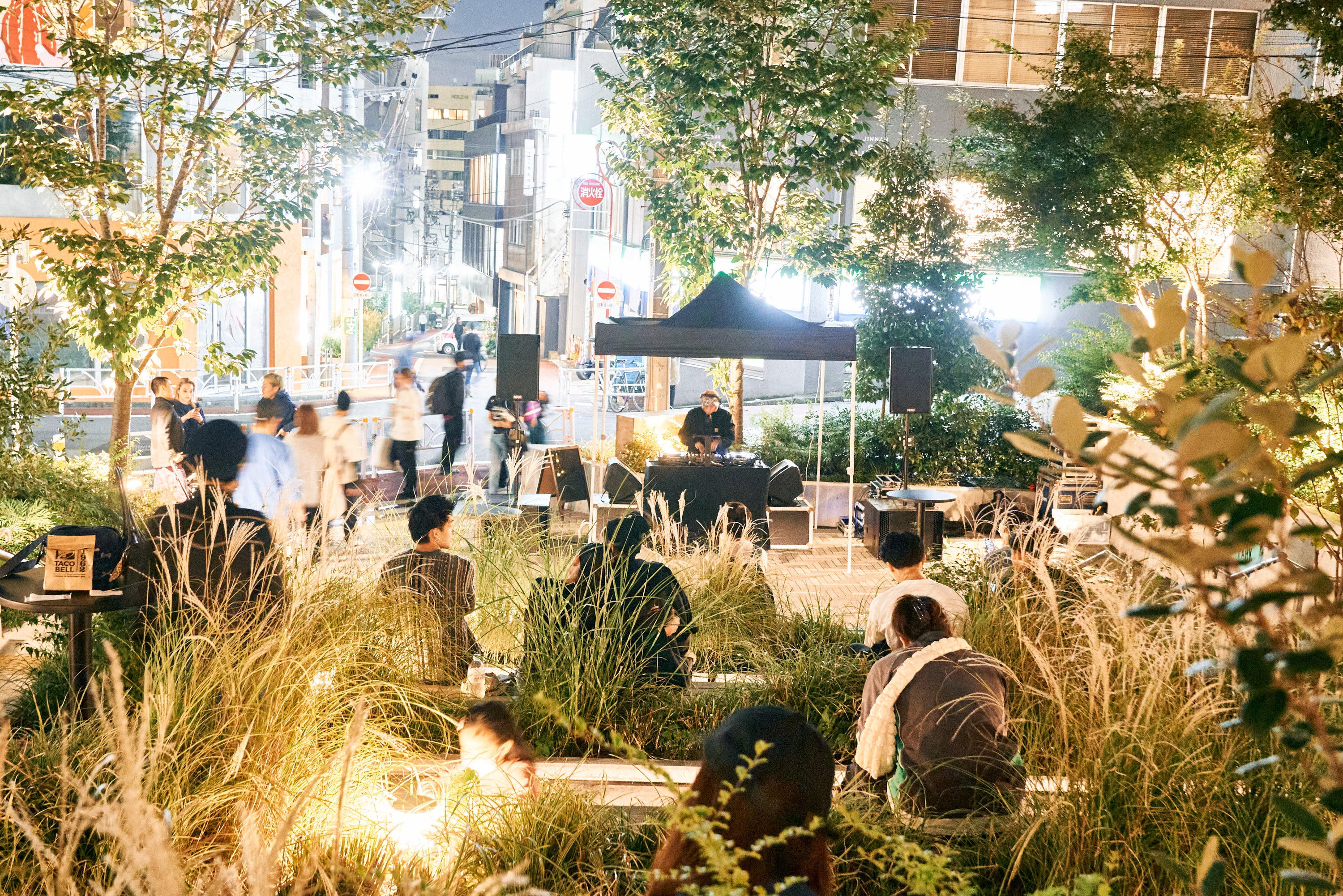 北谷公園でプレイするGen Yamada