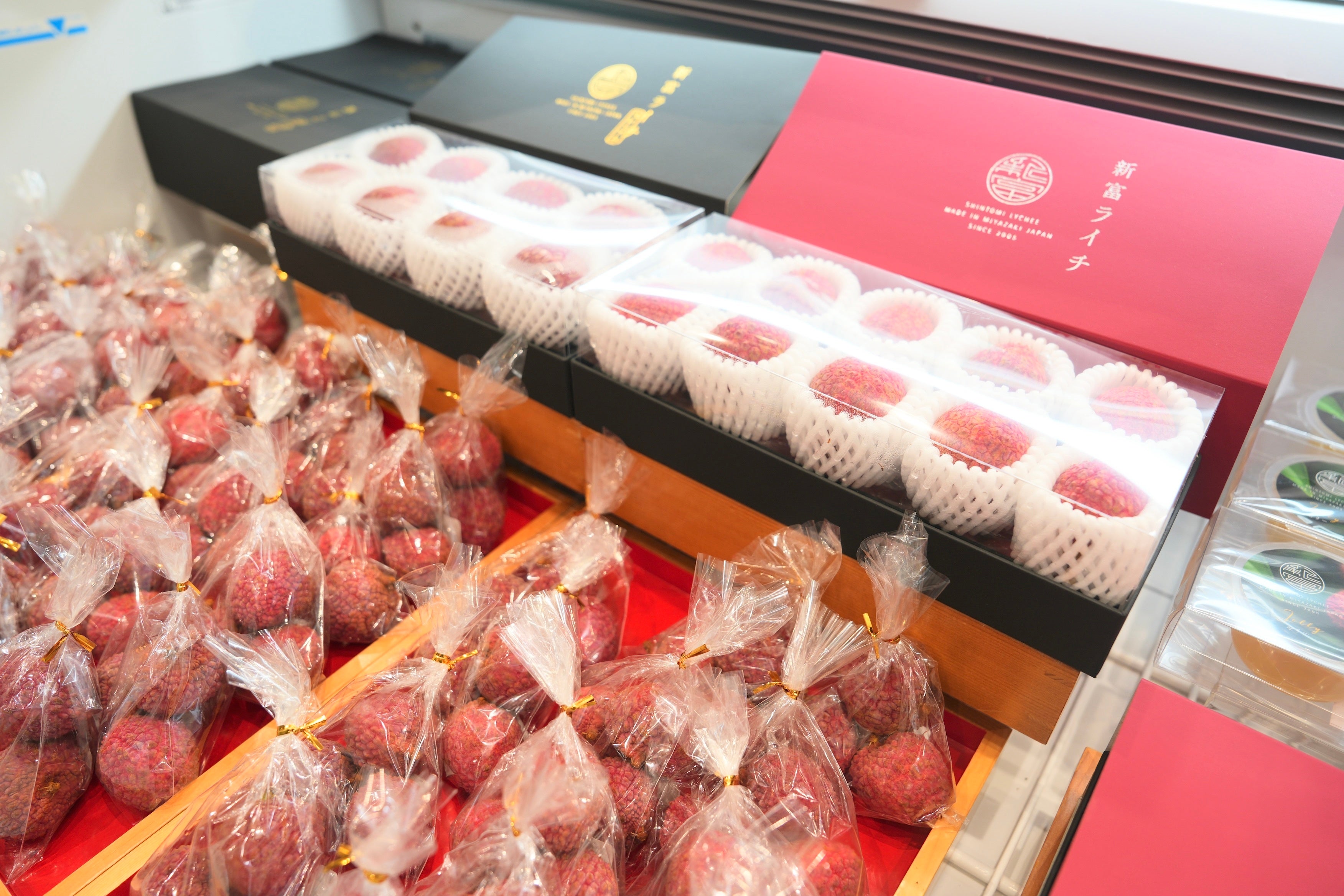 2日間で100袋が完売した3玉入りミニライチは初めての国産ライチお試しとしても毎年人気な商品