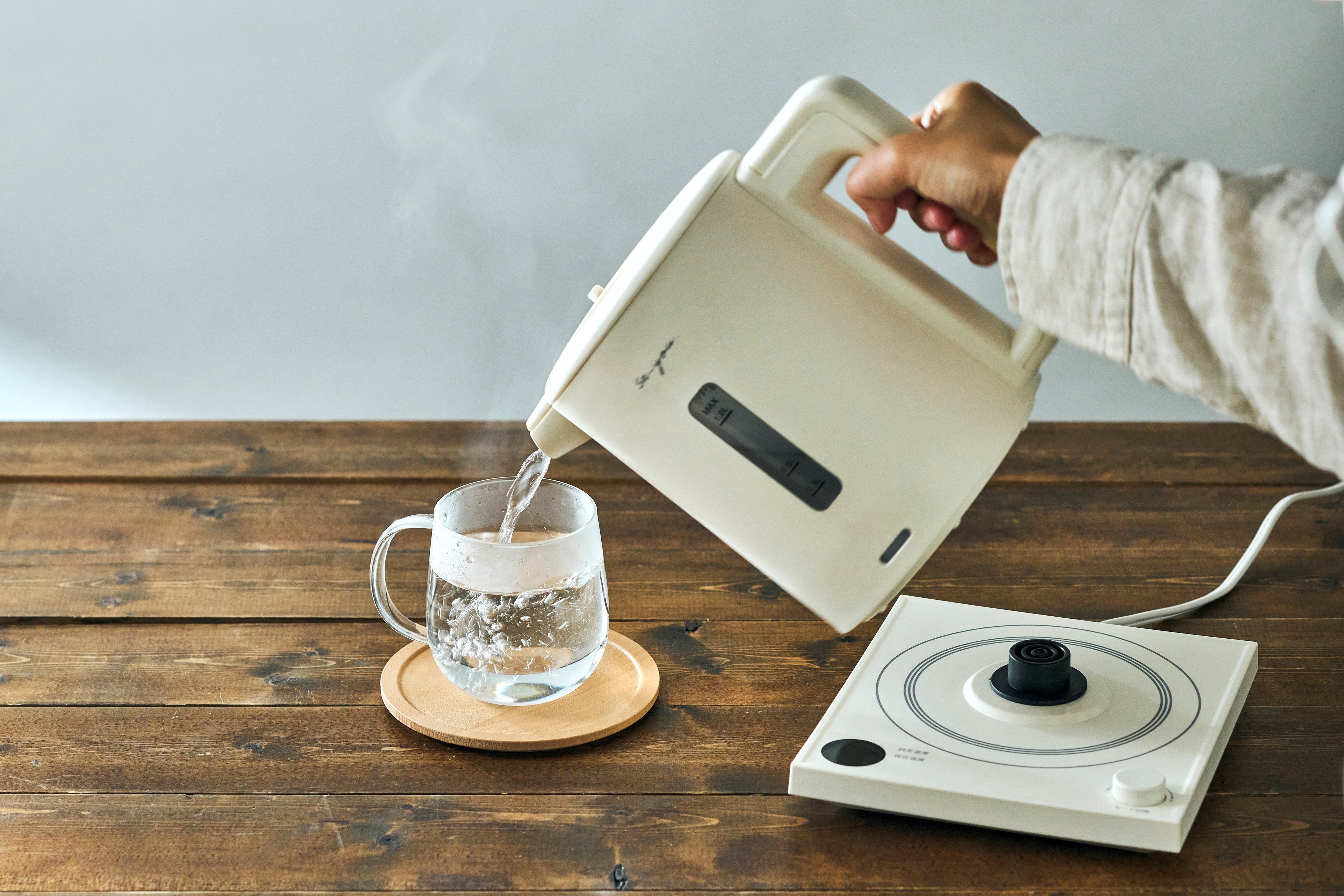 【スピード発送】【白湯ができる電気ケトル】 ドウシシャ 電気ケトル 白湯専科 1 Amazon | 【白湯ができる電気ケトル】 ドウシシャ 電気ケトル