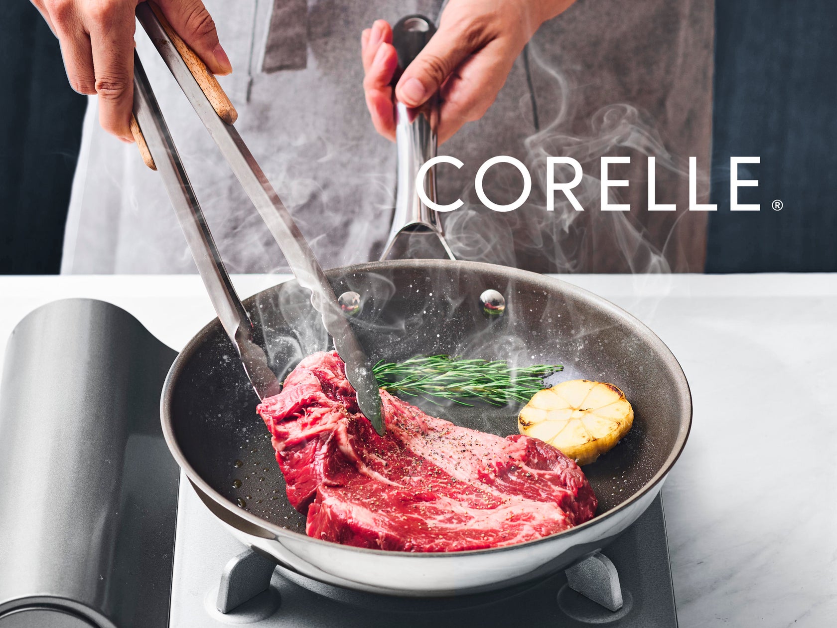 こびりつきにくさに圧倒的自信の10年保証。キッチンブランド『CORELLE(コレール)』よりフライパンを発売