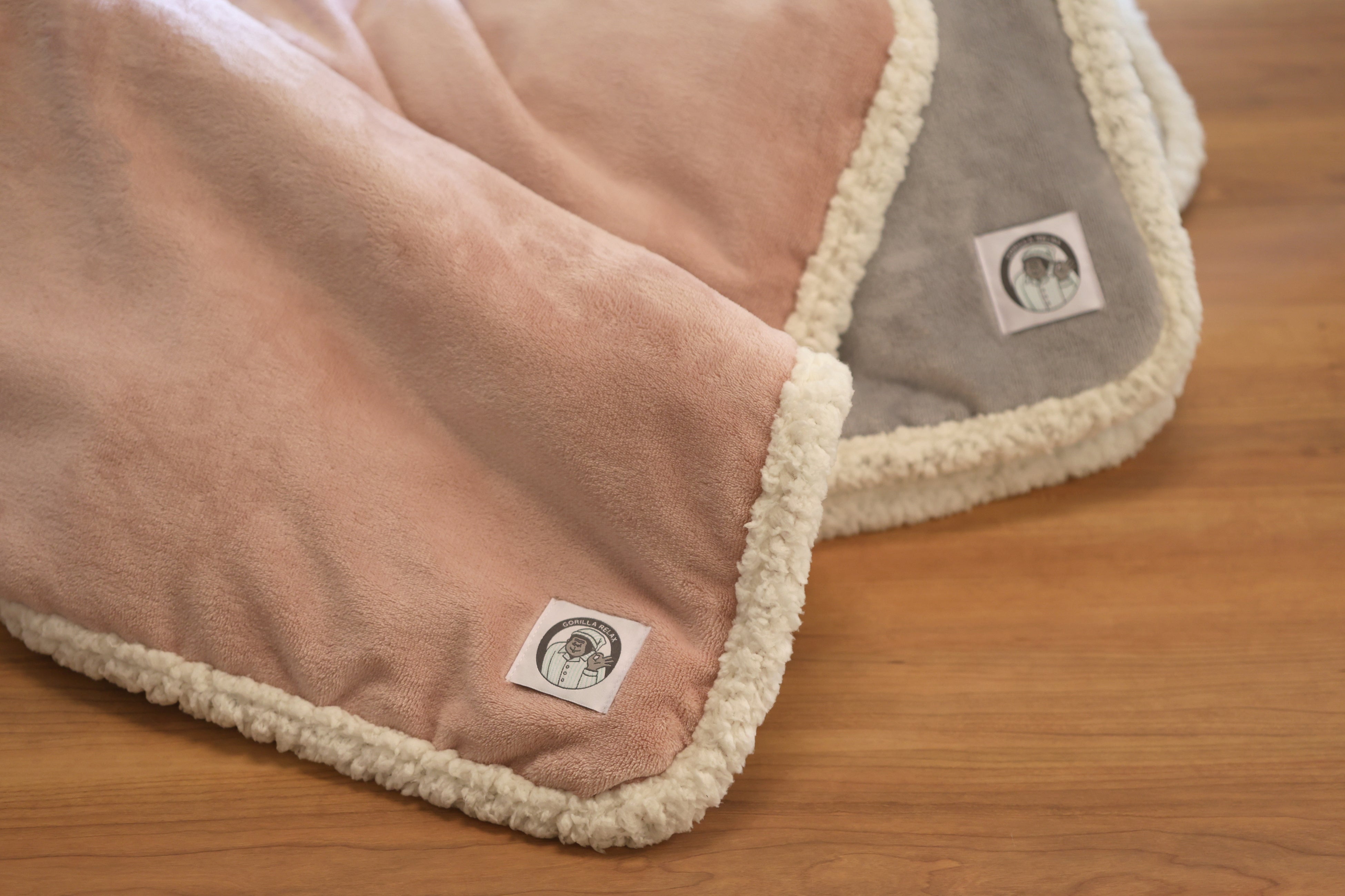 ゴリラシリーズ』から8層構造のブランケット登場！発熱・遮熱・蓄熱で