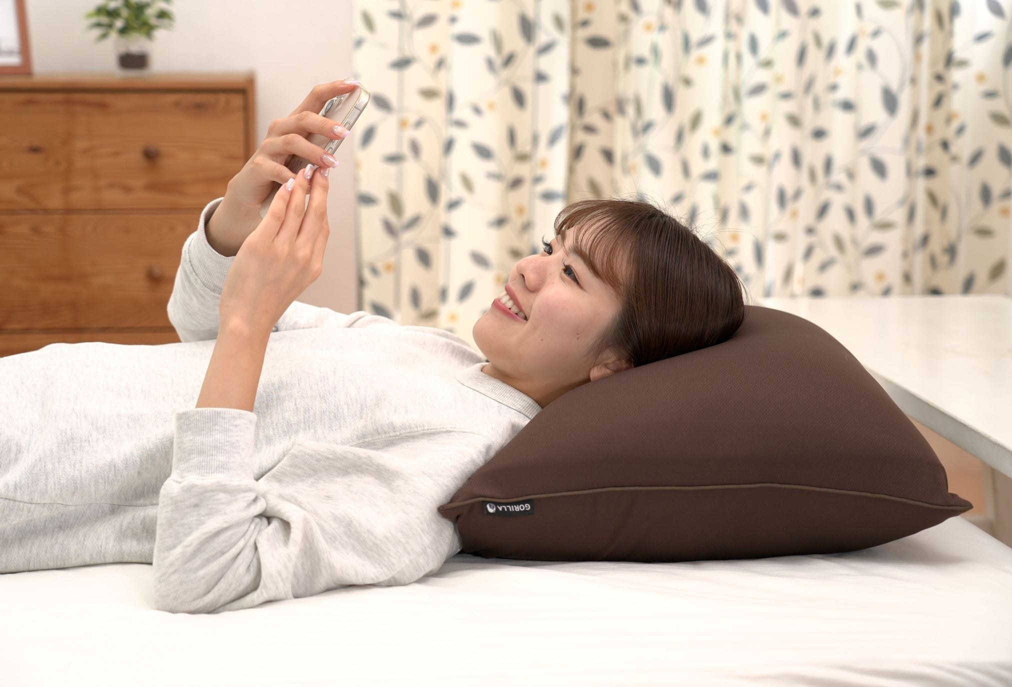 ゴリラシリーズ』からやわらかさと弾力がやみつきになるお昼寝専用枕