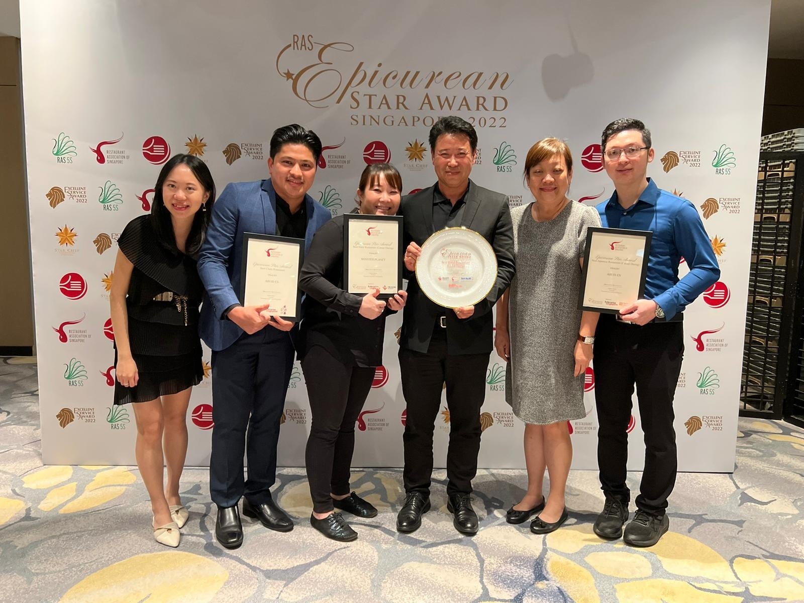 22年11月「Best Halal Restaurant (Casual Dining) 」授賞式