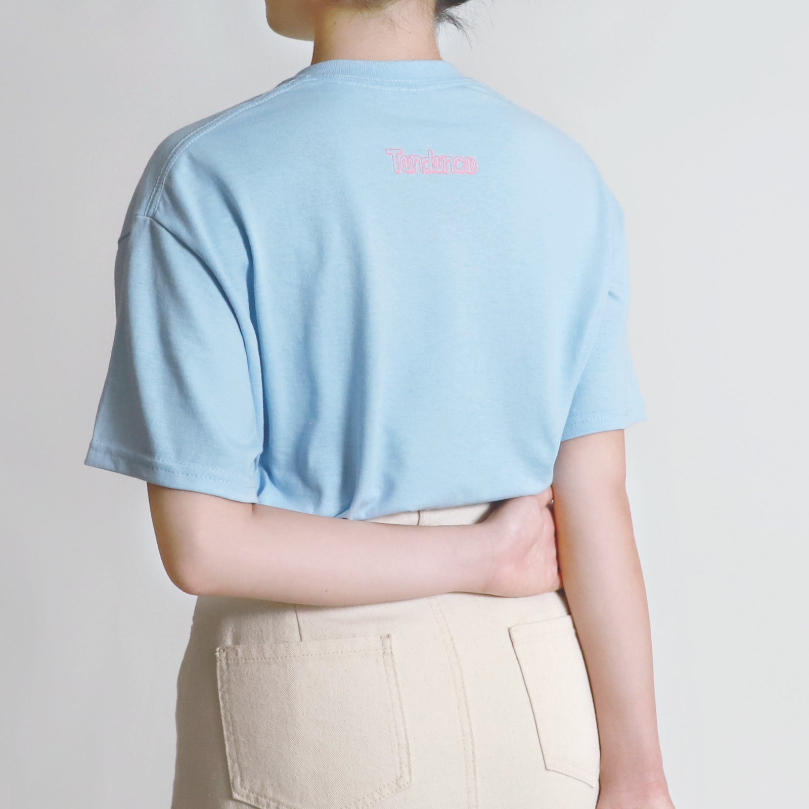 レディースモデル：158cm  Mサイズ着用