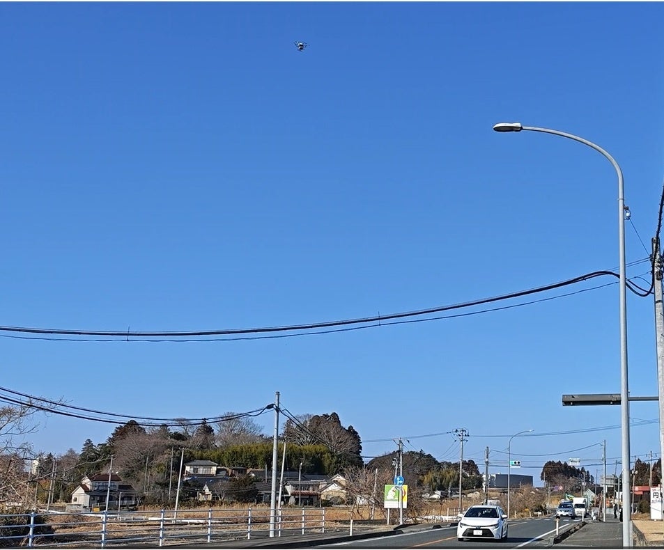 イームズロボティクス、第二種型式認証を取得したE6150TCを活用し、レベル3.5飛行における許可・承認不要で国道横断を実施 | イームズロボティクス株式会社のプレスリリース