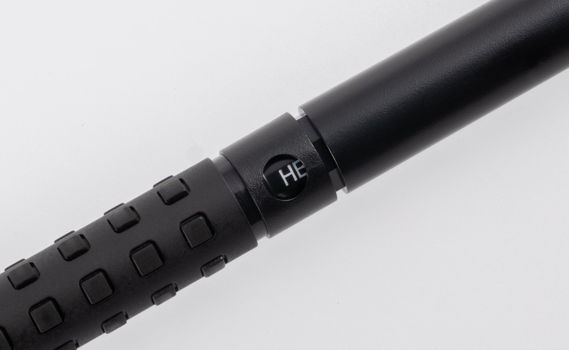 発売から35年 書く人に選ばれ続けるシャープペン スマッシュ が定番色を一新 ぺんてる株式会社のプレスリリース 発売から35年 書く人に選ばれ続けるシャープペン スマッシュ が定番色を一新 ぺんてる株式会社のプレスリリース