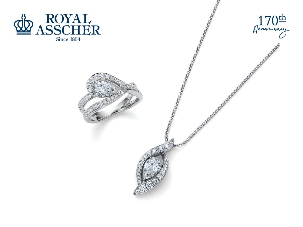 「ペアシェイプ」カット リング:Pt950 センターDia0.80ct 2,970,000円 ペンダント:Pt950 センターDia0.80ct 2,750,000円