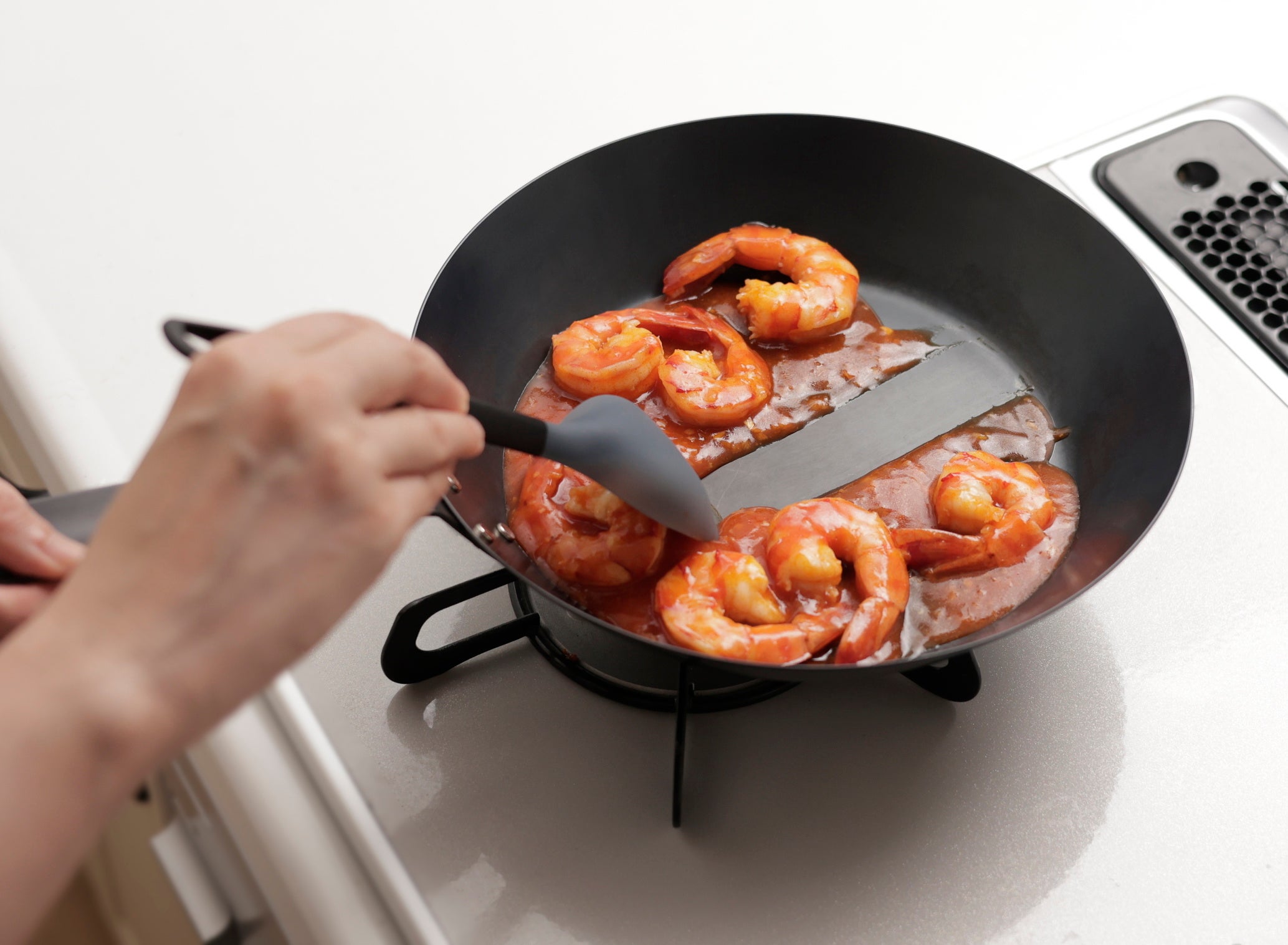 調理スプーンS_スクレーパーのようにきれいにすくえる