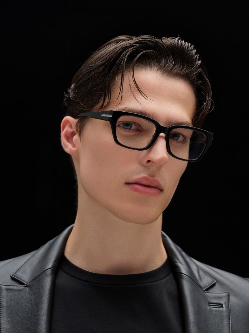 着用フレーム：ZH221006_14E1