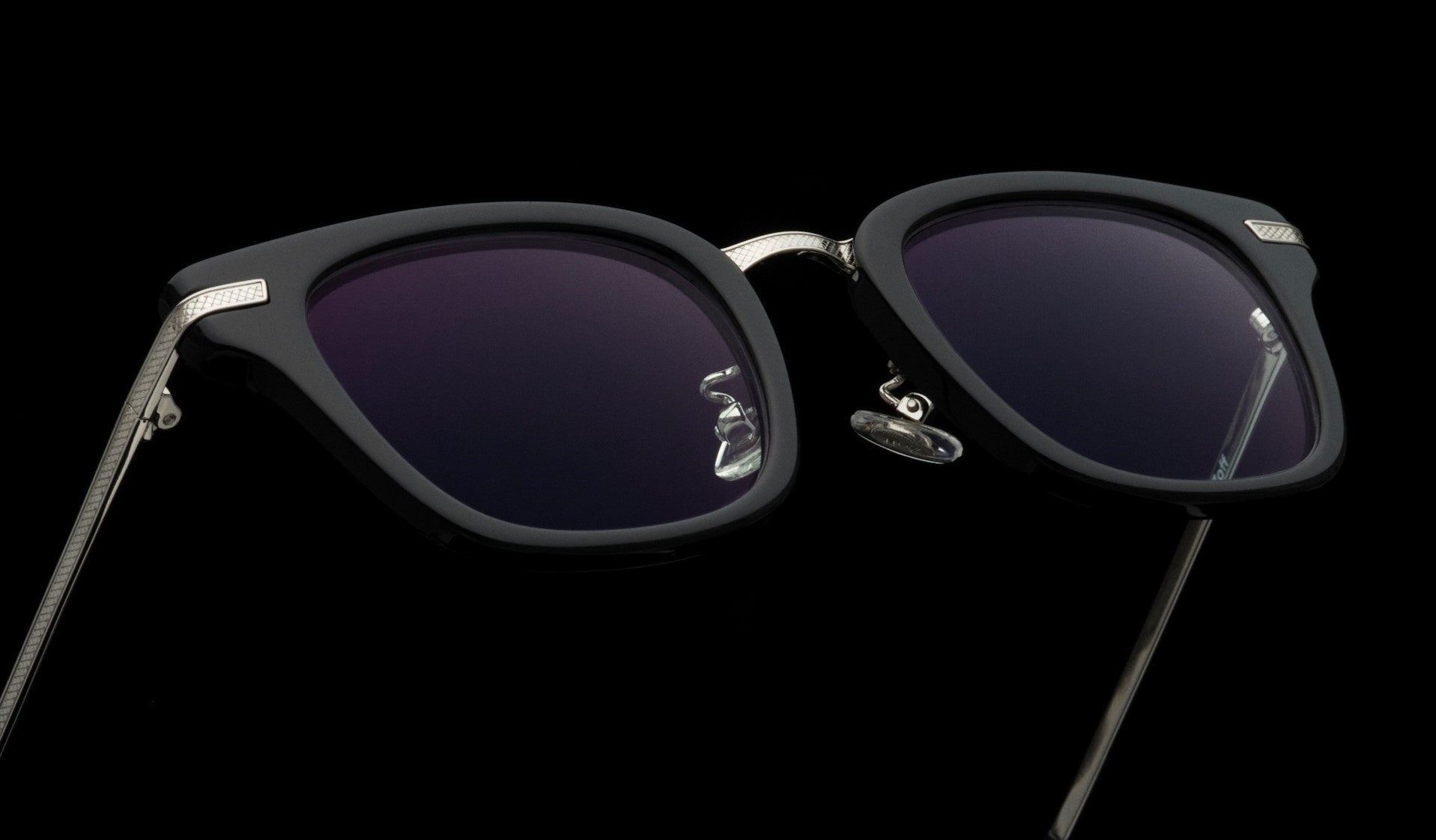 フレーム：ZF221008_14E1