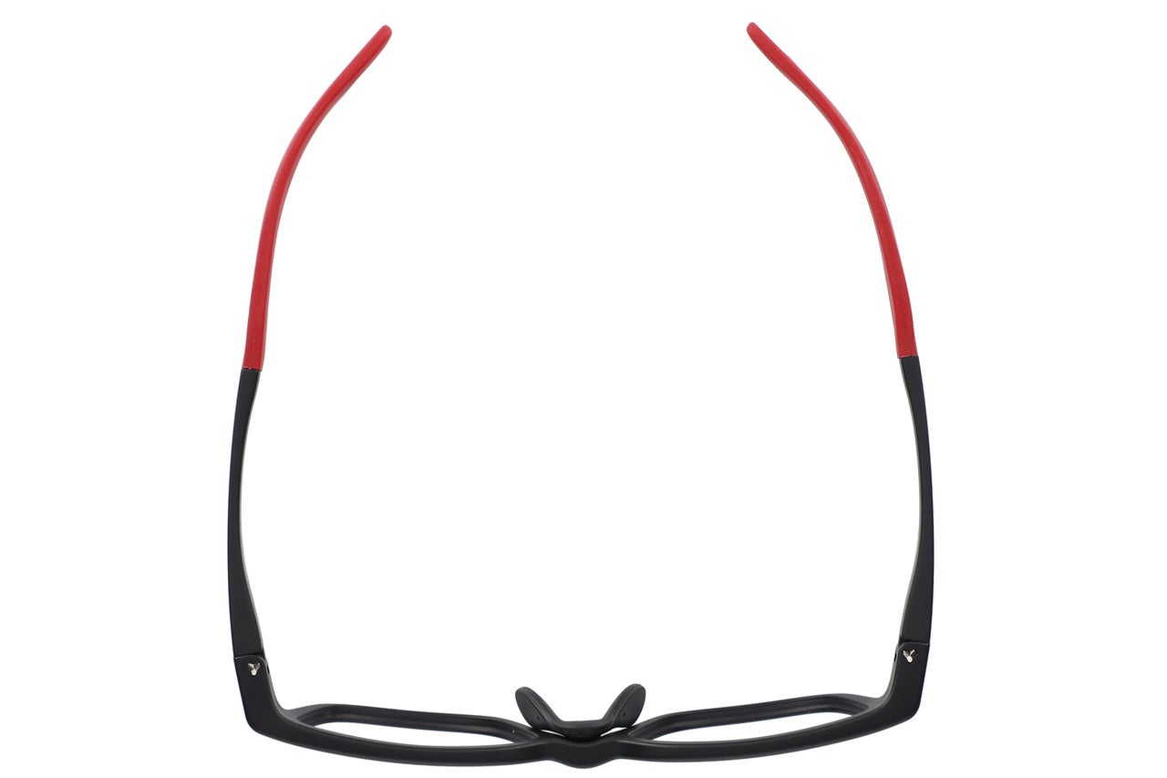 ▲つる先がヘアピンのようにパチンとなり、頭に巻き付くようにフィットします。