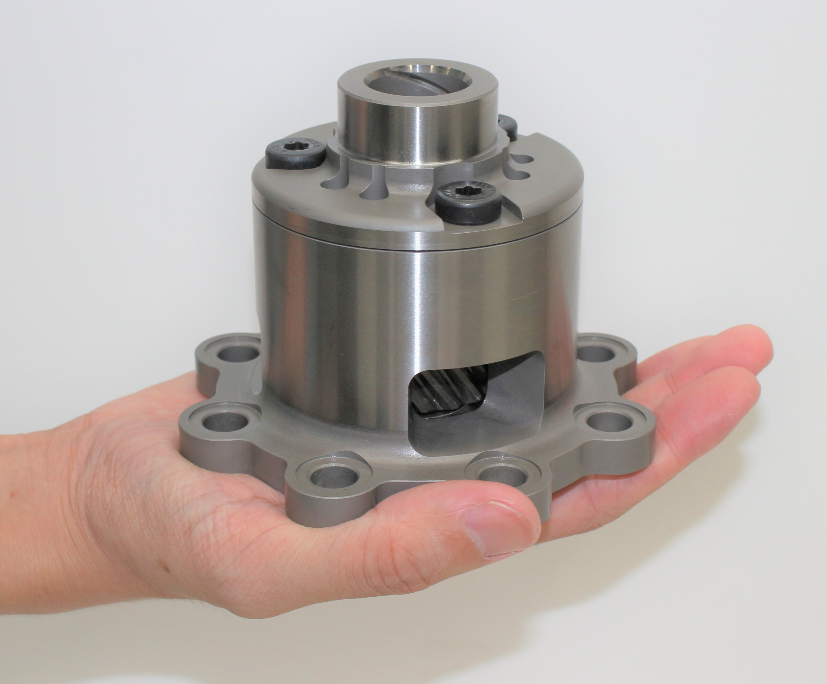 ジェイテクト、電動化に貢献する「JTEKT Ultra Compact Diff.」を新