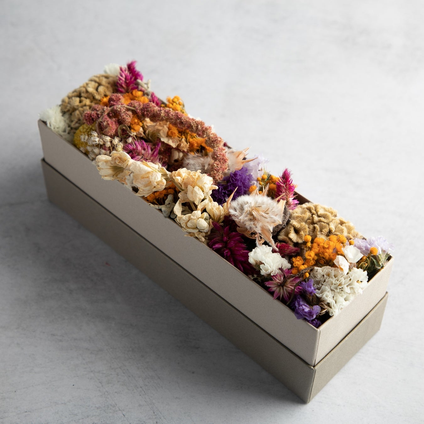 Restaurant Dazzle が届ける母の日ギフト 銀座 生ショコラテリーヌ など人気スイーツとフラワーboxをセットにして Hugeオンラインストア Hugest にて販売開始 株式会社hugeの プレスリリース Restaurant Dazzle が届ける母の日ギフト 銀座 生ショコラテリーヌ など人気スイーツとフラワーboxをセットにして Hugeオンラインストア Hugest にて販売開始 株式会社hugeの プレスリリース