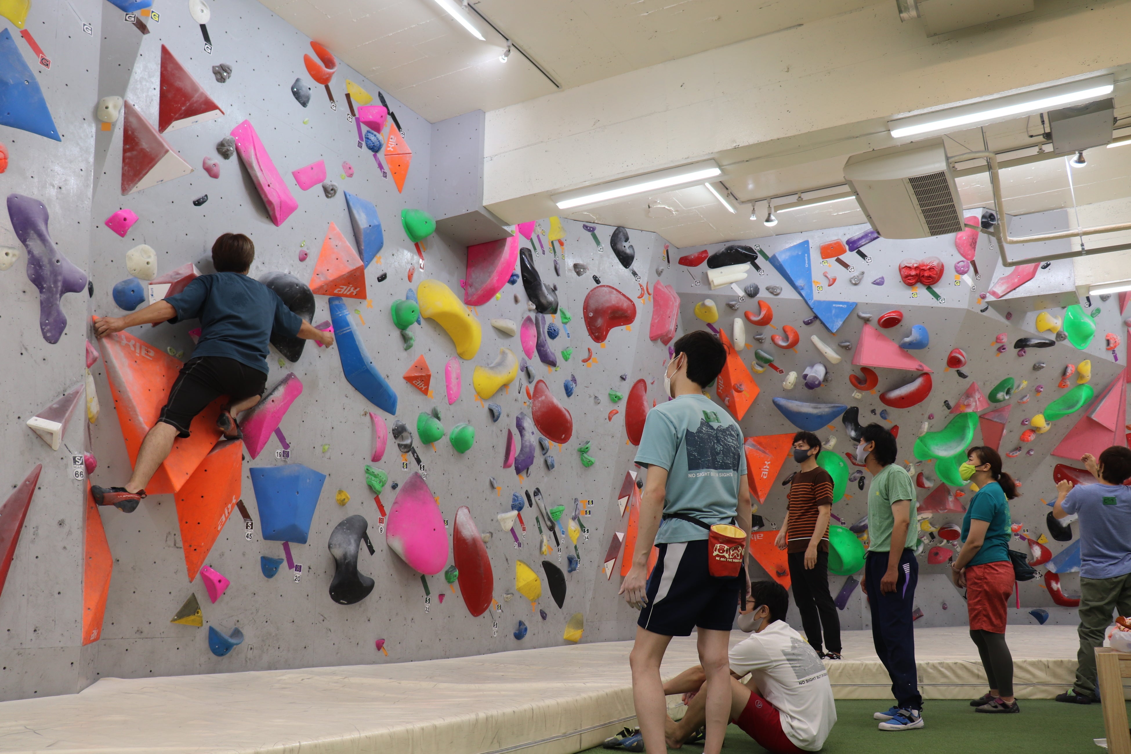 交流型クライミングイベントの様子
