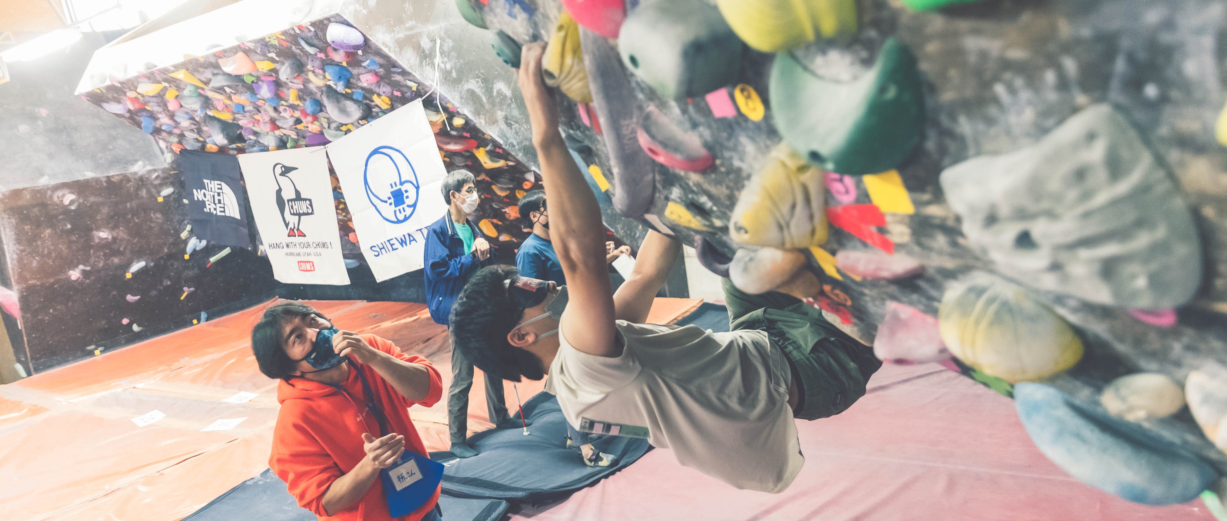 『見ざるチャレンジクライミング』予選の様子