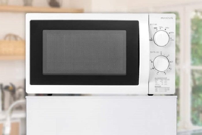 コンパクトながらも使いやすさにこだわった冷凍冷蔵庫121Lを