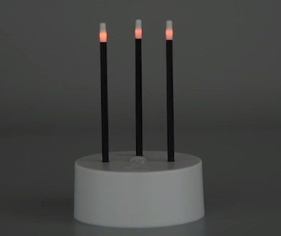 本物のお線香・ローソクのように光が揺らぎます