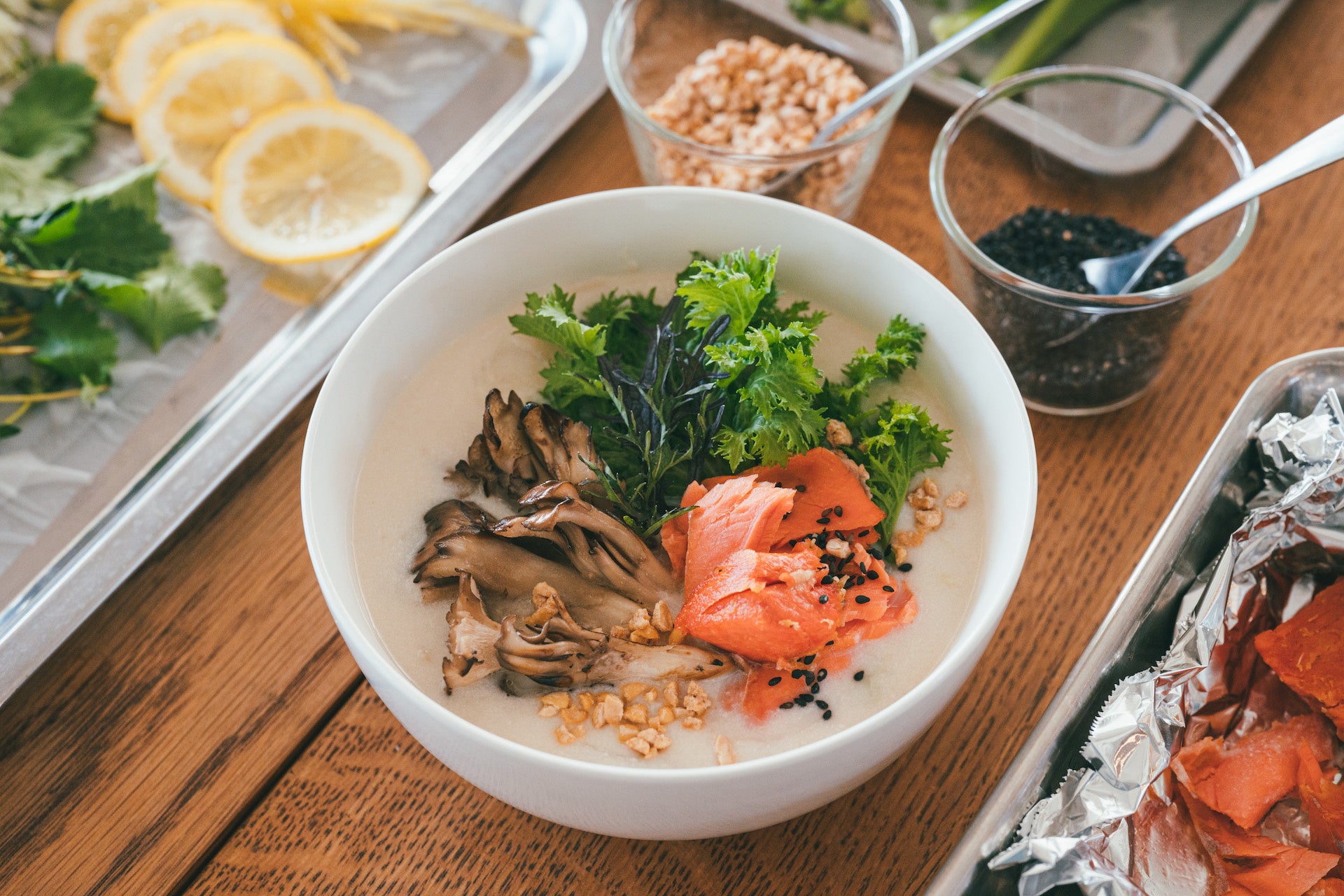 焼鮭とキノコの甘酒スープ
