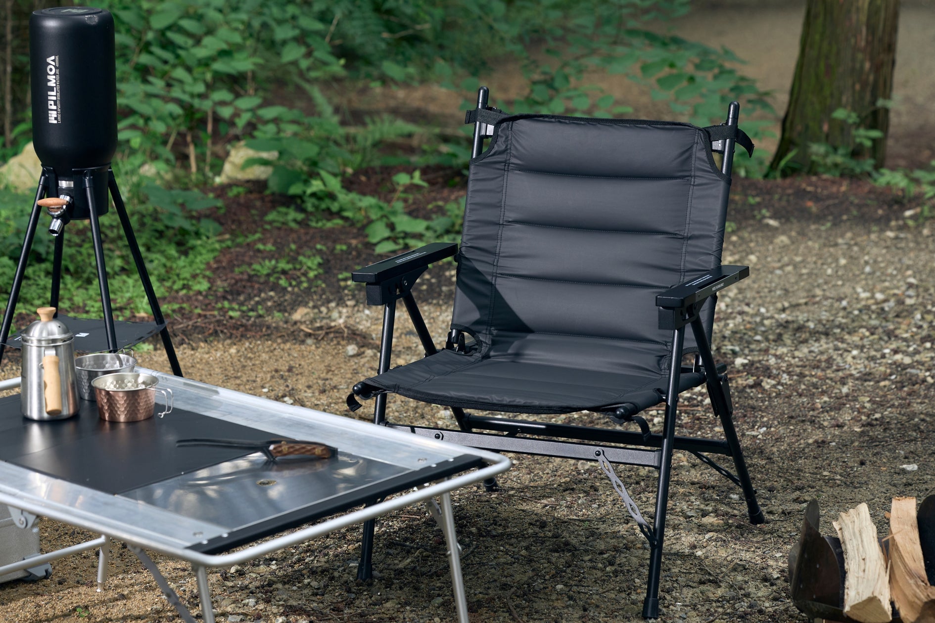 WAQの新作チェア「Reclining Mid Chair」本日12時発売。ローとハイの魅力を取り入れた座面高37cmの“ミドルスタイル”