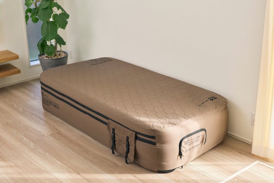 キャンプ用AIR BEDが、来客・帰省・一時的なベッドに。購入者の声から見えた「暮らしの中の使い方」 キャンプ用AIR BEDが、来客・帰省・一時的なベッドに。購入者の声から見えた「暮らしの中の使い方」