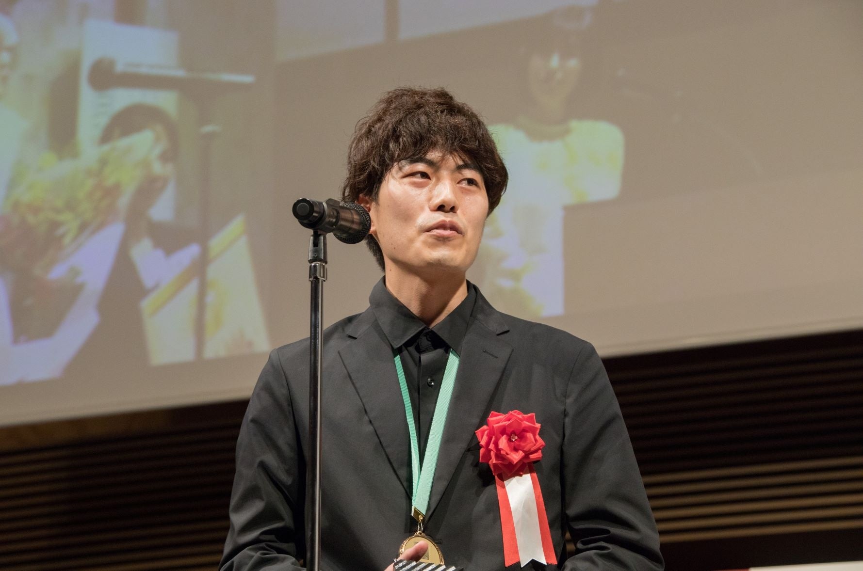 グランプリの守本悠一郎さん。 