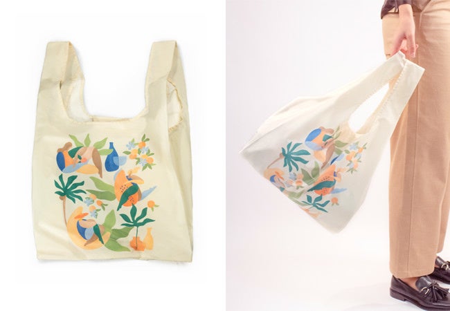 Fruit Cabana：やさしいイエローベースのアイボリー。果物やヤシの木が描かれていてとてもフレッシュ。