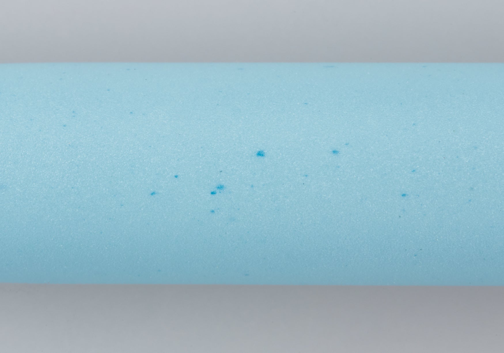 素材を感じられる軸色