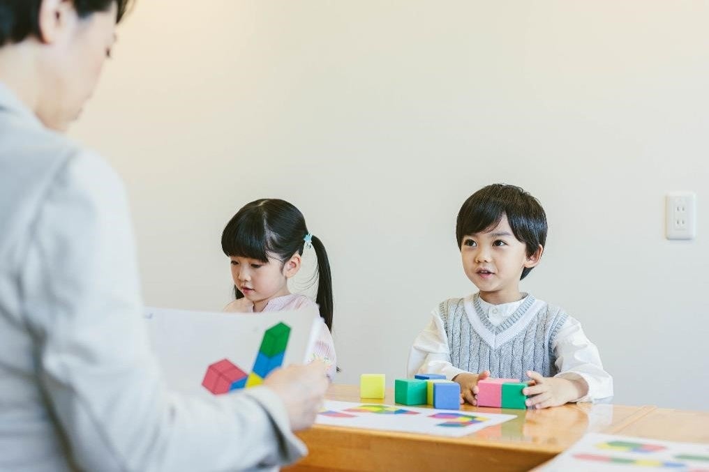 知育はいつから始めるべき?幼児期における人間の脳は物事を吸収しやすいという特徴が!