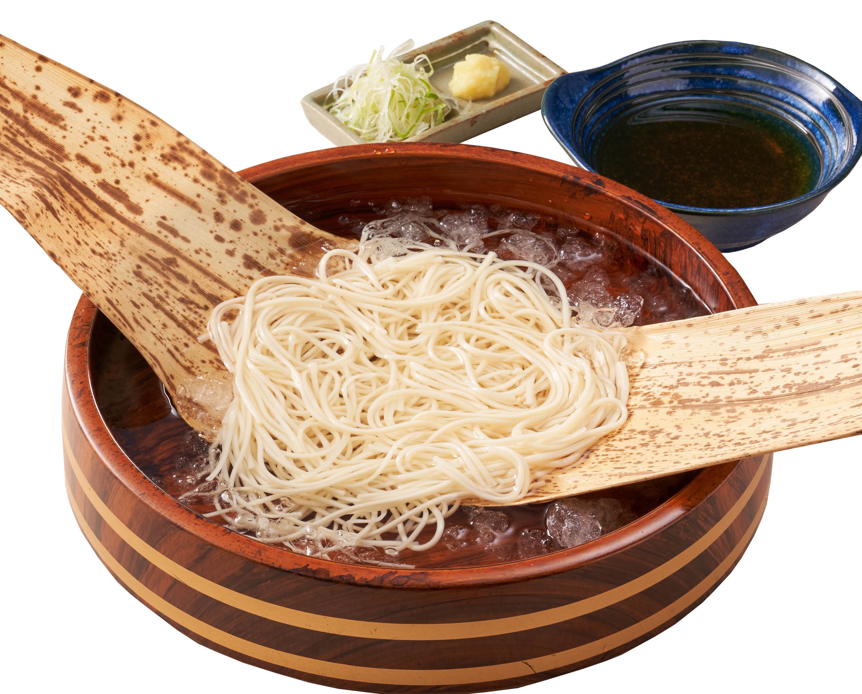 【だんまや水産】冷し桶盛りそうめん　490円（税込539円）