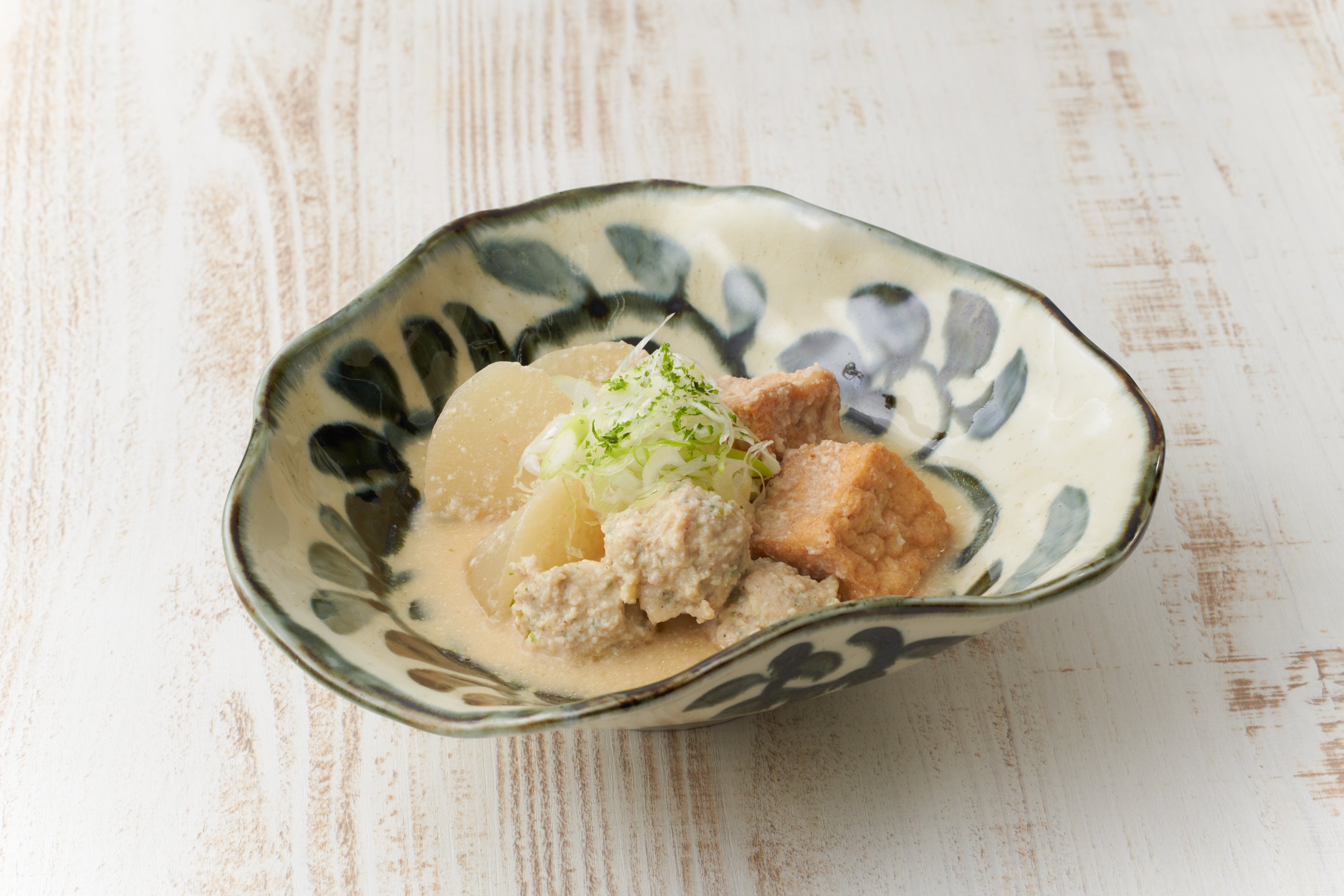 大根と青唐つくねの粕煮