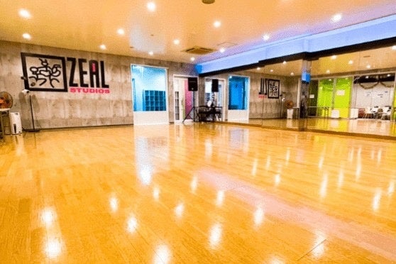 ダンスレッスンも可能なフロア