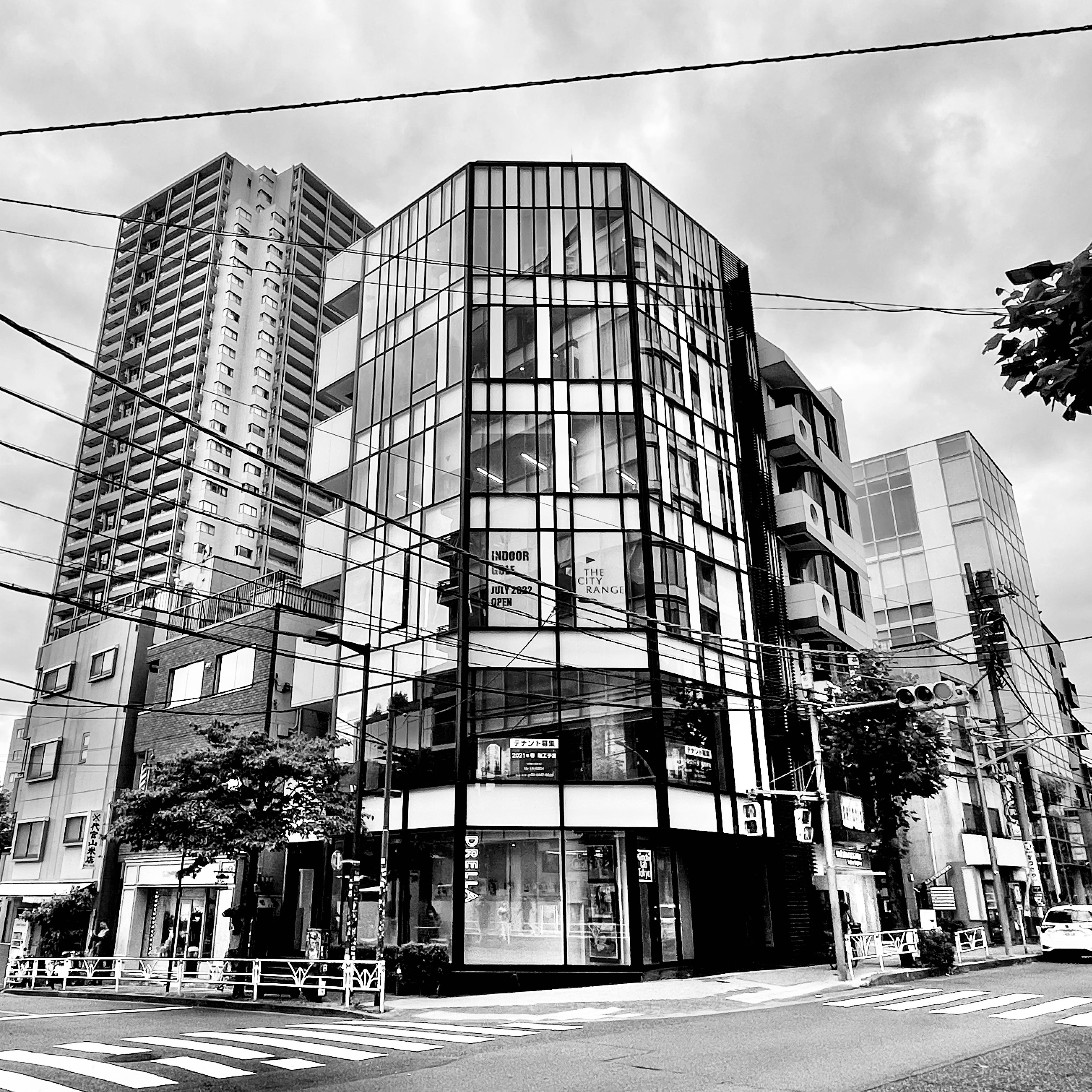 DRELLA 代官山アートギャラリー