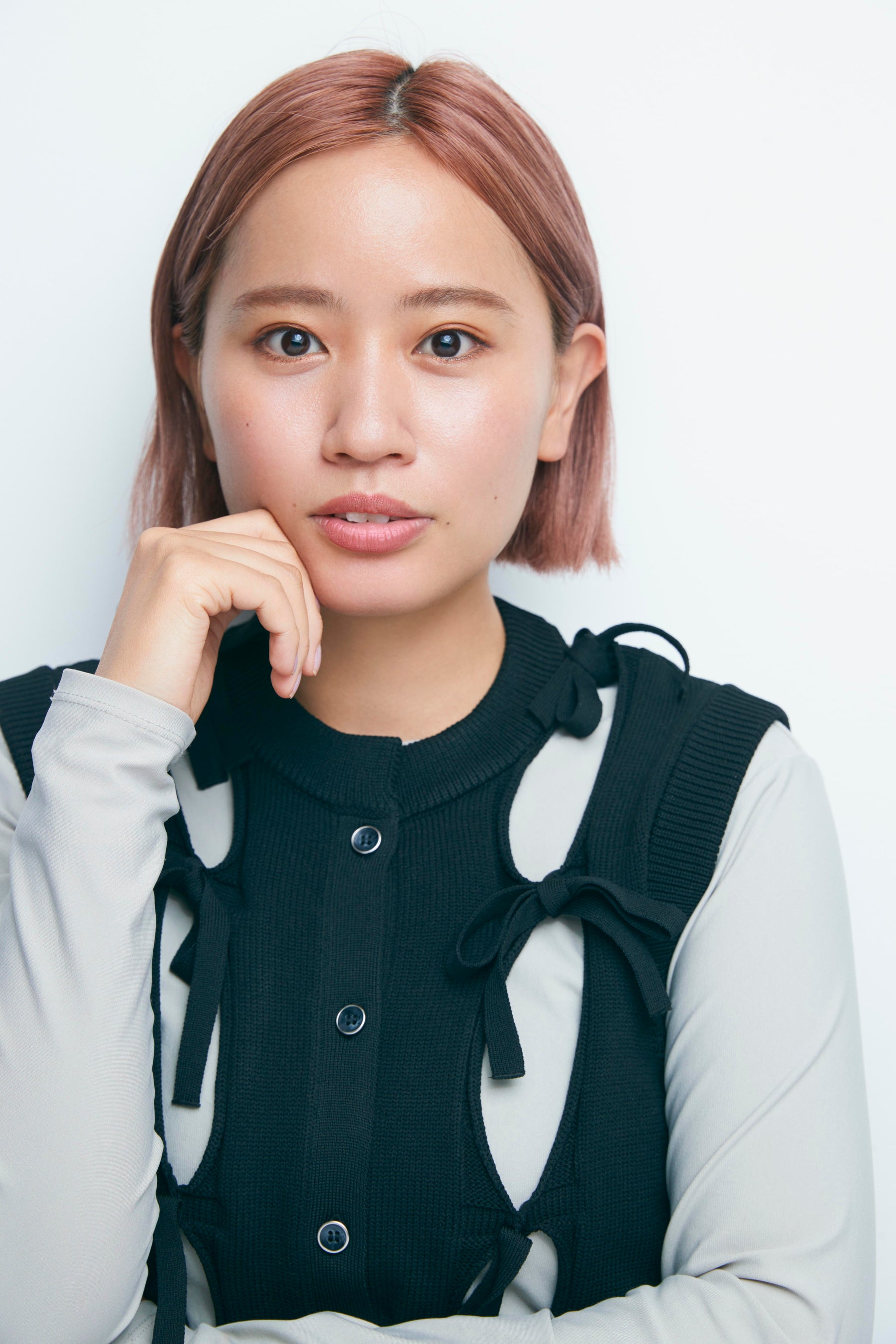 ヘアメイクアップアーティスト：福岡玲衣