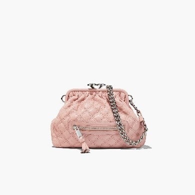 MARC JACOBSよりイットガールの腕を飾った伝説のバッグ「THE