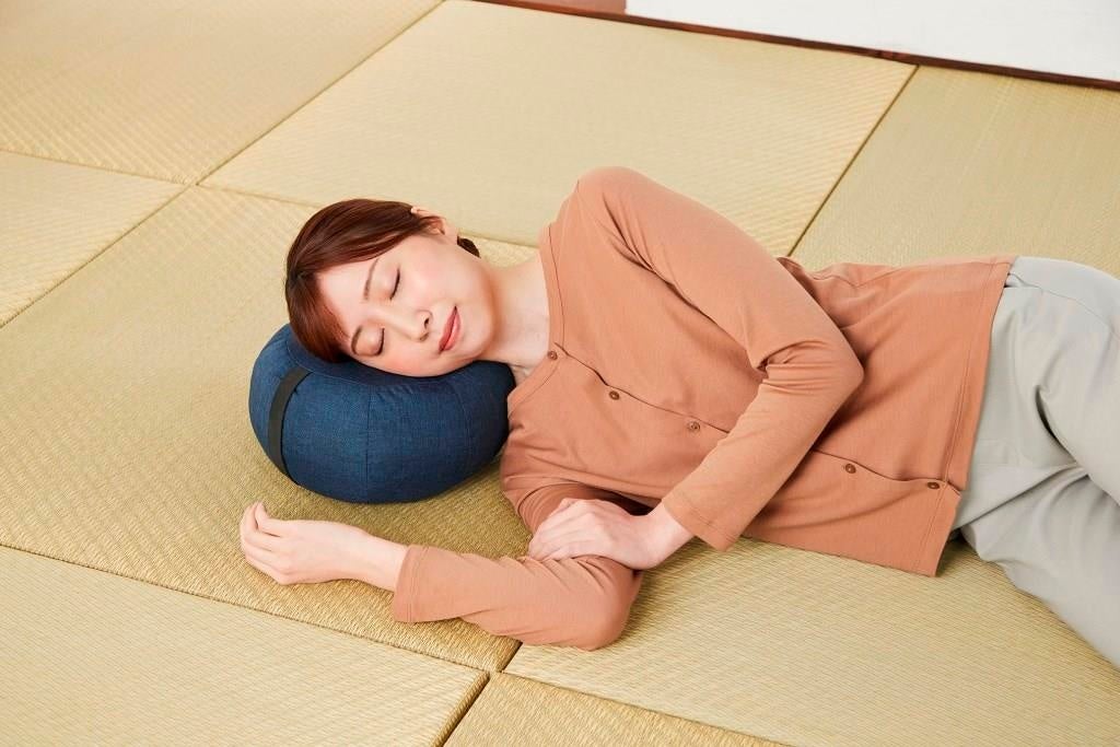 正座が楽々！骨盤を立たせて美姿勢サポート！「姿勢ハード