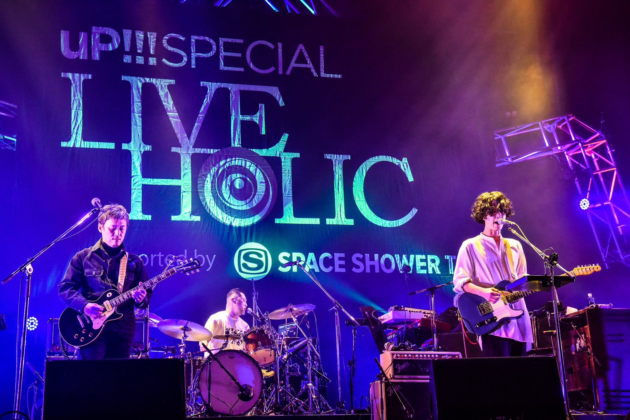 GRAPEVINE(Photo by AZUSA TAKADA)