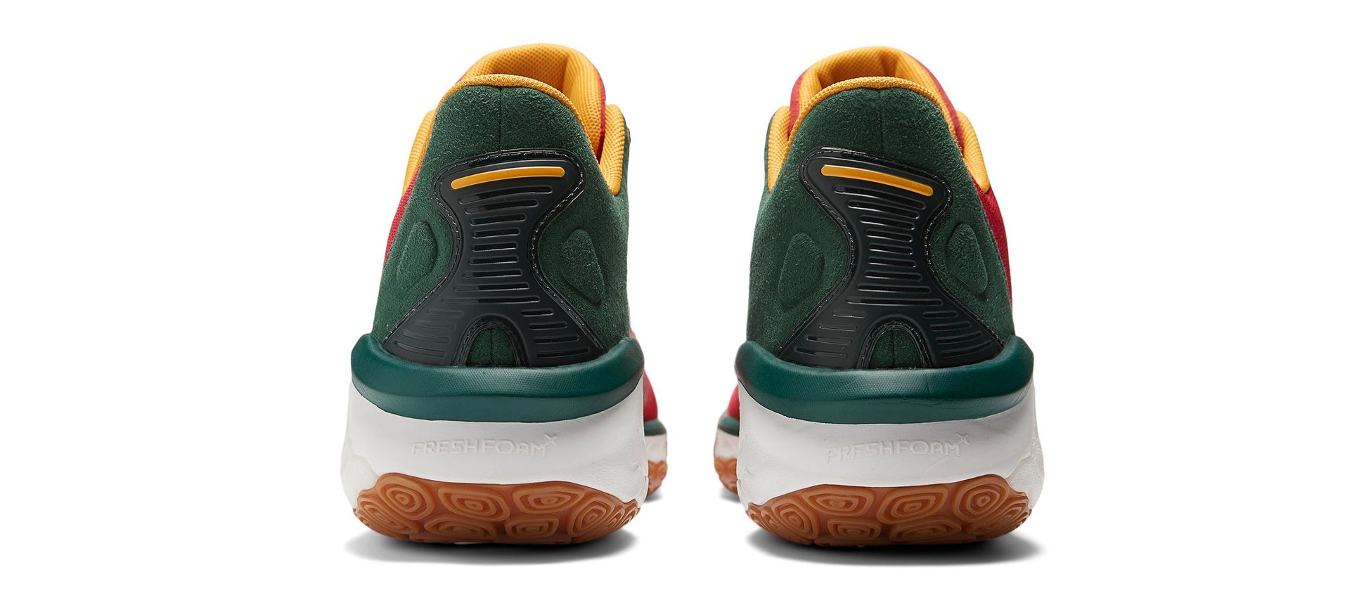 ニューバランスの新色バスケットボールシューズ「Fresh Foam BB」と「HESI LOW」がゲームで最高のパフォーマンスを発揮 ニューバランスの新色バスケットボールシューズ「Fresh Foam BB」と「HESI LOW」がゲームで最高のパフォーマンスを発揮