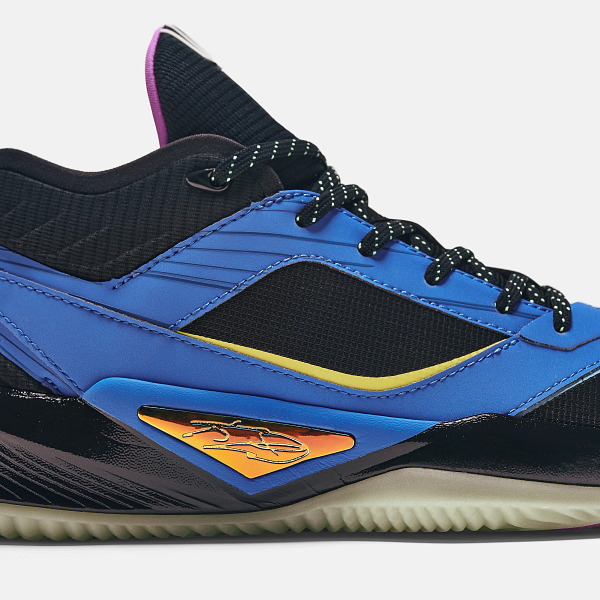 ニューバランス バスケットボールシューズカワイ・レナード選手からの