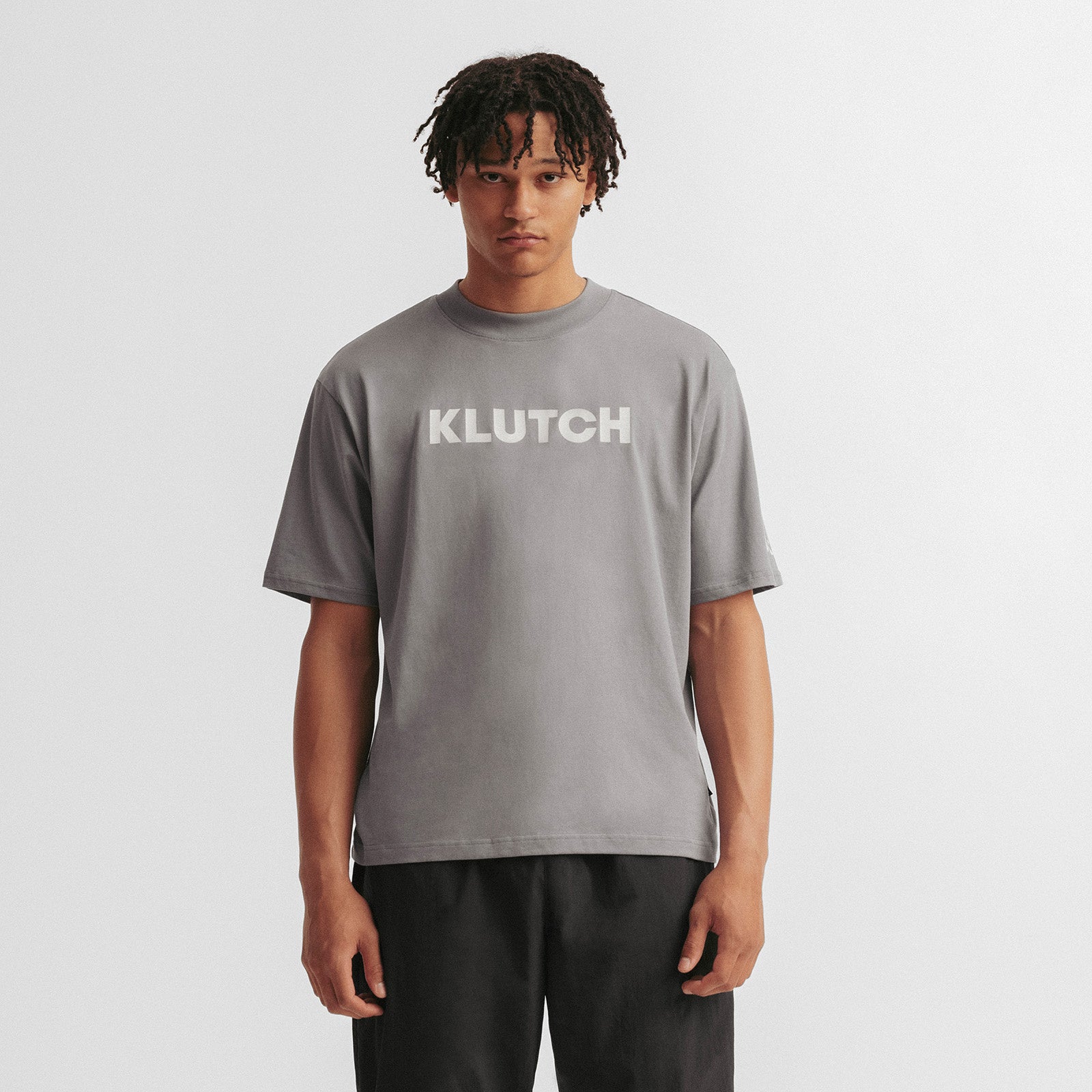 KLUTCH ATHLETICS」が9月13日に日本デビュー | 株式会社