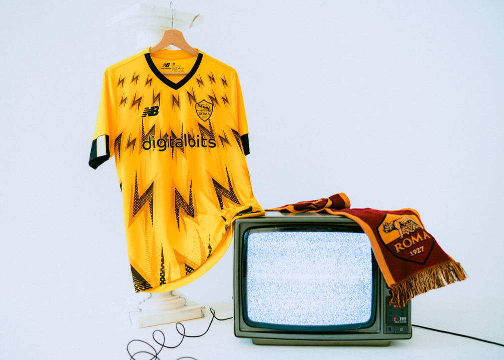 ニューバランスASローマの2022/23年シーズンのeスポーツホーム