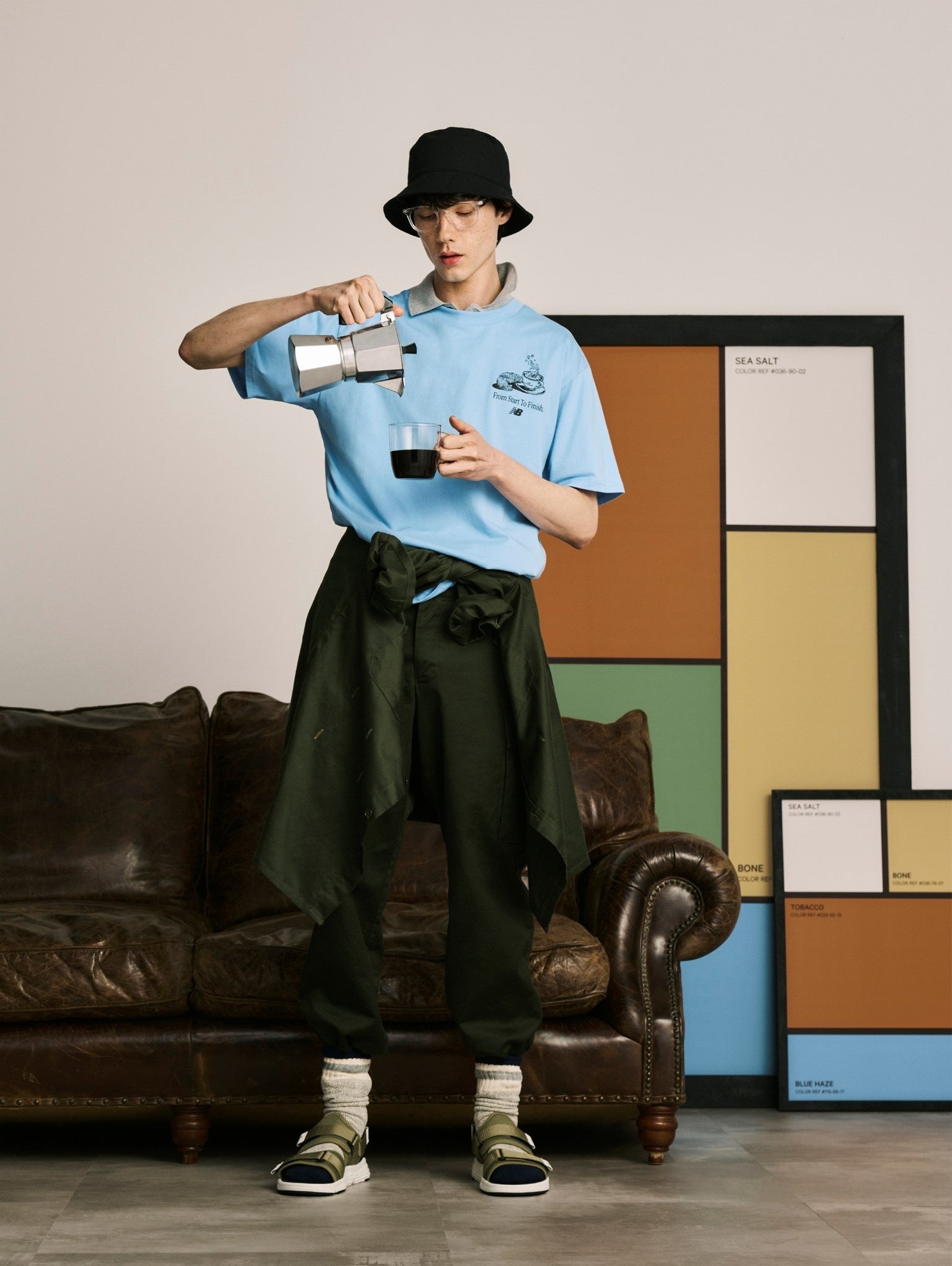 ニューバランス夏のTシャツコレクション登場Tシャツとコーヒーを