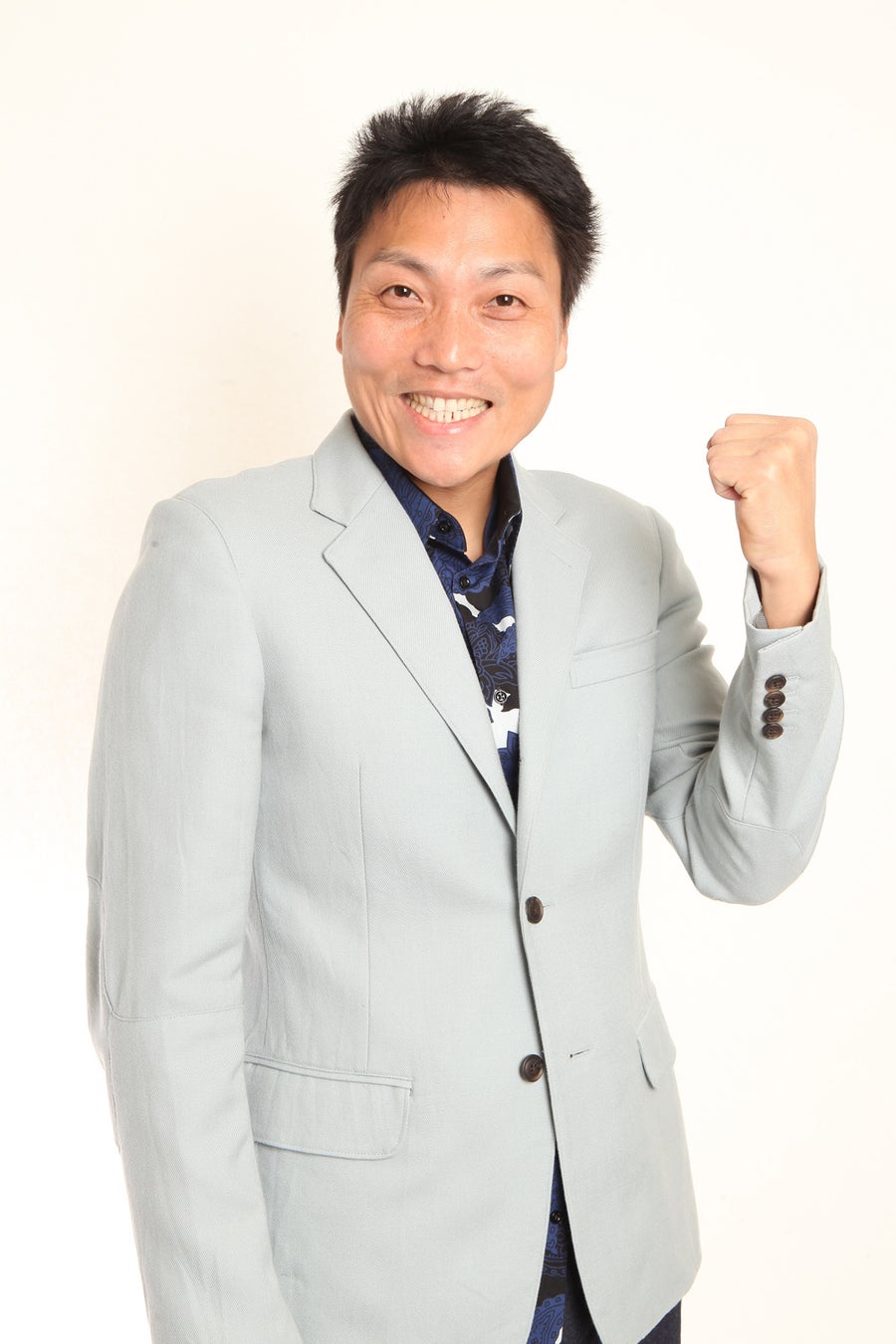 サバンナ八木 八木家ファミリー待望のギャグソングが誕生 パナキ 22 7 配信 Release 音源 ミュージックビデオ同時配信 吉本興業株式会社のプレスリリース サバンナ八木 八木家ファミリー待望のギャグソングが誕生 パナキ 22 7 配信 Release 音源 ミュージックビデオ同時配信 吉本興業株式会社のプレスリリース